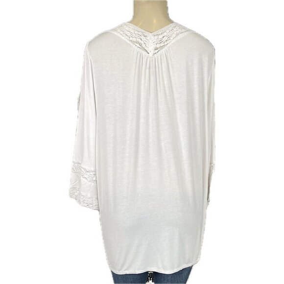 Jessica London + 18/20 White V- Neck Lace Accent Trim Rayon Blend 3/4 Sleeve Top - Picture 3 of 6